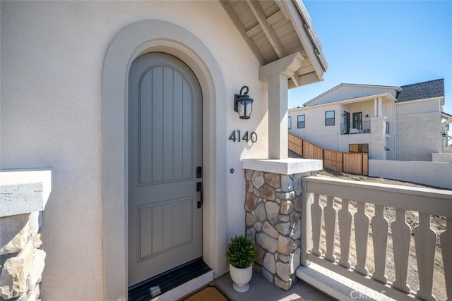 4140 Hillside Dr, San Luis Obispo, CA 93401 - doorway to property featuring stucco siding