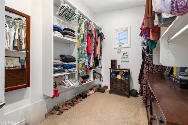 426 Ultimo Ave, Long Beach, CA 90814 - walk in closet with carpet flooring