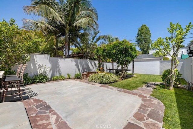 426 Ultimo Ave, Long Beach, CA 90814 - view of patio / terrace