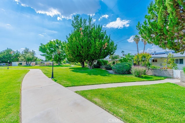 43451 Briercliff Dr, Hemet, CA 92544 - view of community featuring a lawn
