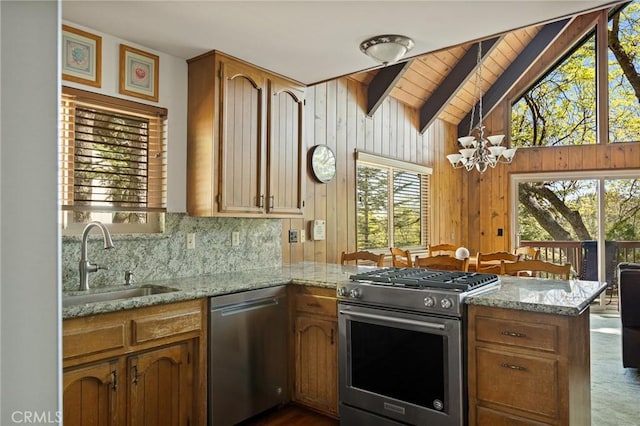26627 Thunderbird Dr, Lake Arrowhead, CA 92352 - photo 9