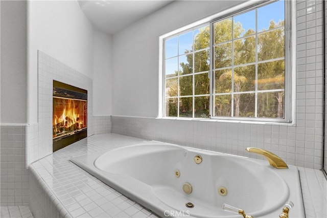 4064 Lemonberry Pl, Thousand Oaks, CA 91362 - full bath with a glass covered fireplace and a tub with jets