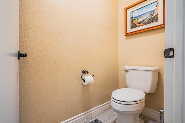 30525 Greenbrook Pl, Canyon Lake, CA 92587 - bathroom featuring toilet and baseboards