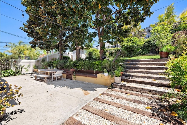 34550 Calle Naranja, Dana Point, CA 92624 - fenced backyard featuring a patio area and outdoor dining area