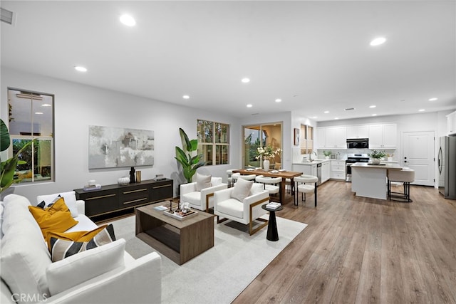 111 Henson, Irvine, CA 92620 - photo 4