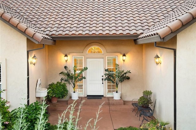 4451 Casa Sierra, Paradise, CA 95969 - entrance to property featuring stucco siding and a tile roof