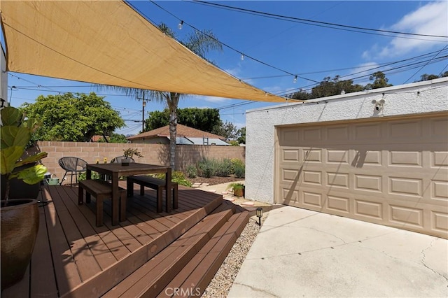 6062 Gaviota Ave, Long Beach, CA 90805 - deck with outdoor dining area and fence