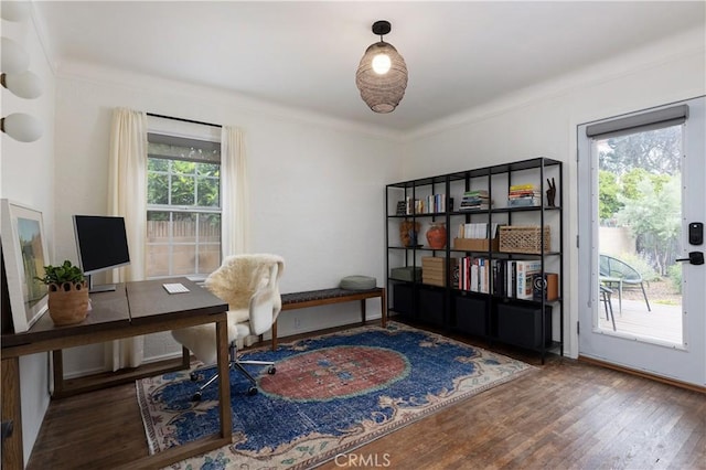 6062 Gaviota Ave, Long Beach, CA 90805 - office space with wood finished floors and ornamental molding