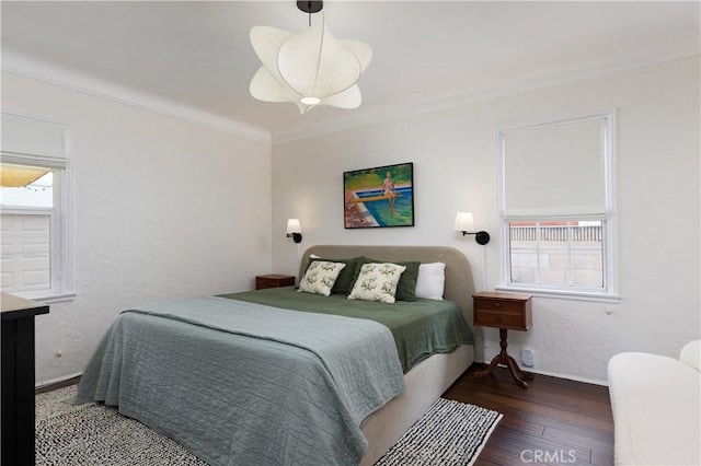 6062 Gaviota Ave, Long Beach, CA 90805 - bedroom featuring wood finished floors, ornamental molding, and baseboards
