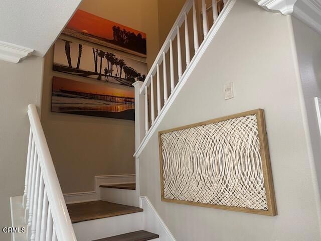 5518 Brubeck St, Ventura, CA 93003 - view of staircase