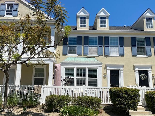 5518 Brubeck St, Ventura, CA 93003 - view of property featuring stucco siding and covered porch