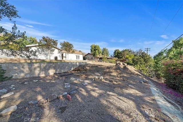 4180 Mount Baldy Ct, Norco, CA 92860 - view of yard
