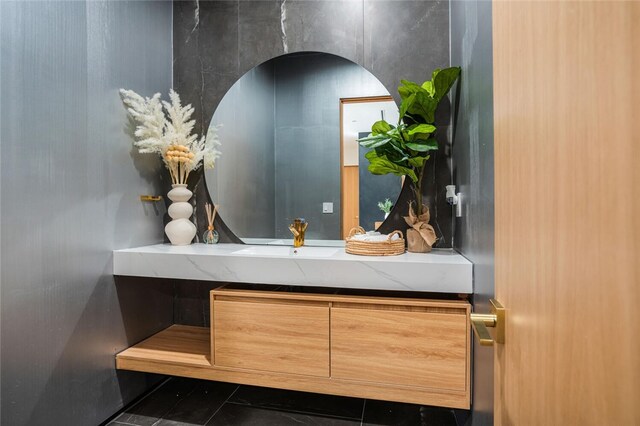 5141 Varna Ave, Sherman Oaks, CA 91423 - bathroom featuring a sink