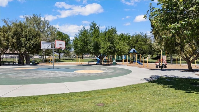 28264 Spring Creek Way, Menifee, CA 92585 - view of basketball court with a yard and community basketball court