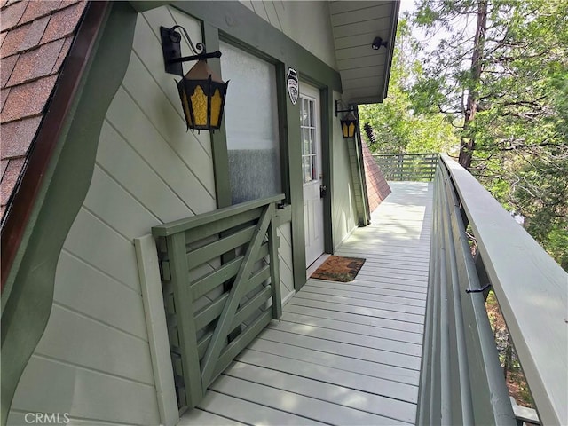 27403 Cottonwood Ln, Lake Arrowhead, CA 92317 - view of deck
