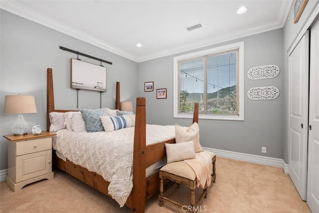 31740 Via Pamplona, San Juan Capistrano, CA 92675 - bedroom featuring light carpet, baseboards, ornamental molding, recessed lighting, and a closet