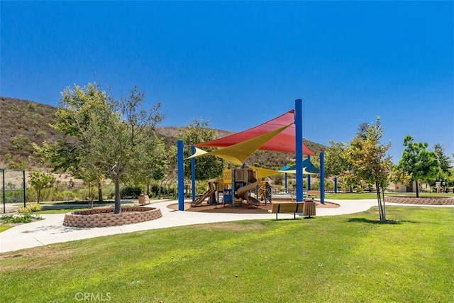 31740 Via Pamplona, San Juan Capistrano, CA 92675 - communal playground featuring a lawn