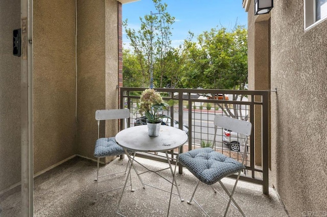 4918 Paramount Dr, San Diego, CA 92123 - view of balcony