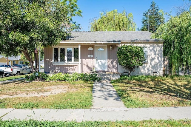 5503 Hersholt Ave, Lakewood, CA 90712 - view of front of property featuring crawl space