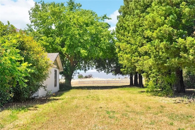 5456 Edith Ave, Corning, CA 96021 - view of yard featuring an outdoor structure