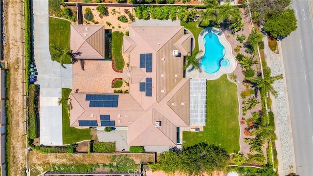 5799 Buckthorn Ave, Rancho Cucamonga, CA 91737 - bird's eye view of a pool area