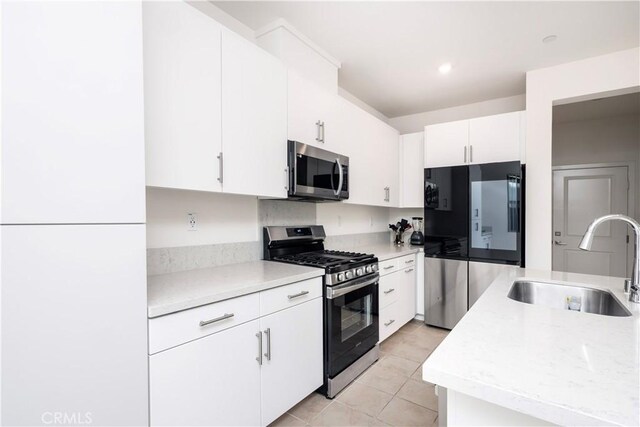 16020 Sunny Ct, Fontana, CA 92336 - photo 14