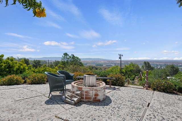 140 Via Baja, Ventura, CA 93003 - view of patio / terrace featuring a fire pit and a mountain view