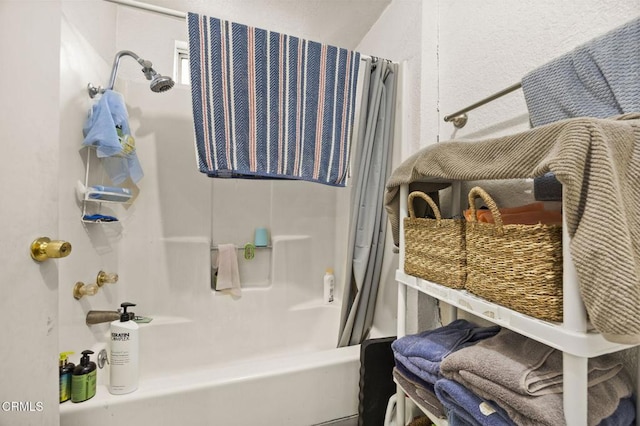 8590 N Ventura Ave, Ventura, CA 93001 - bathroom with shower / bath combination with curtain