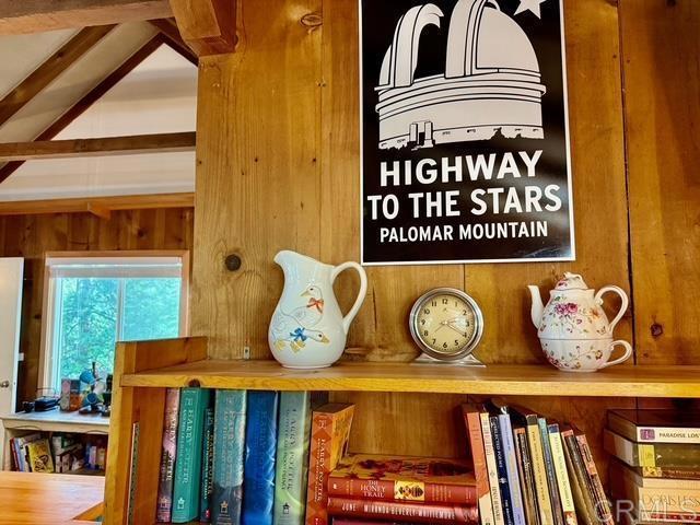 22104 Crestline, Palomar Mountain, CA 92060 - detailed view of wooden walls