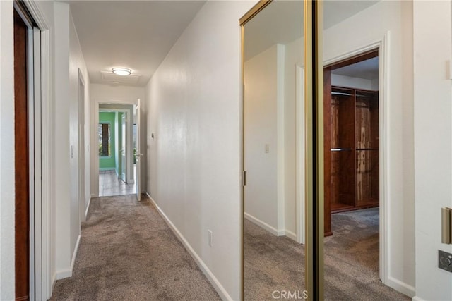 618 E Sunset Dr N, Redlands, CA 92373 - hallway with carpet