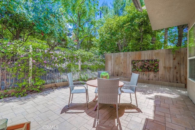 2115 Via Viejo, San Clemente, CA 92673 - view of patio with outdoor dining space