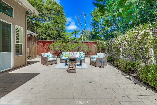 2115 Via Viejo, San Clemente, CA 92673 - fenced backyard with an outdoor hangout area and a patio area