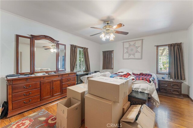 1194 Avoca Ave, Pasadena, CA 91105 - bedroom with crown molding, light wood-type flooring, and a ceiling fan