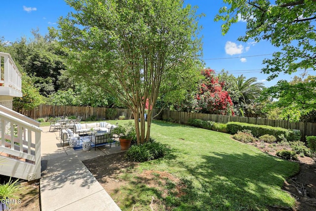 260 W Carter Ave, Sierra Madre, CA 91024 - view of yard with a patio and an outdoor living space
