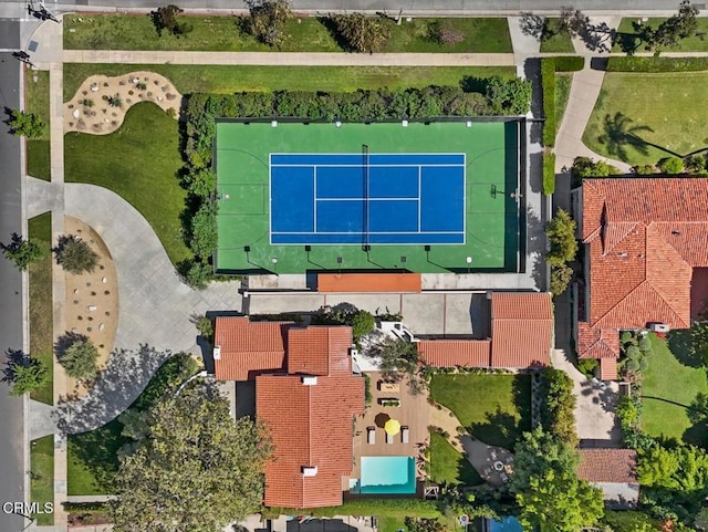 620 S Allen Ave, San Marino, CA 91108 - drone / aerial view of a pool area