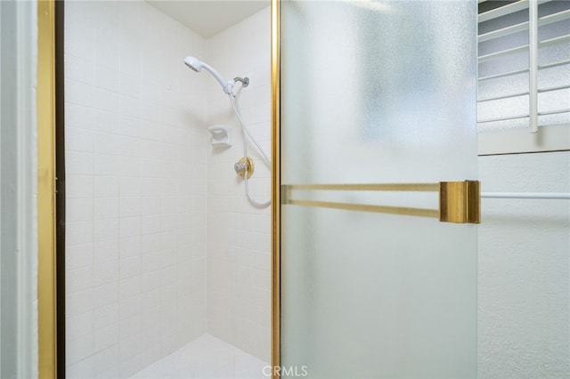 964 N Entrada Way, Glendora, CA 91741 - full bath with a stall shower