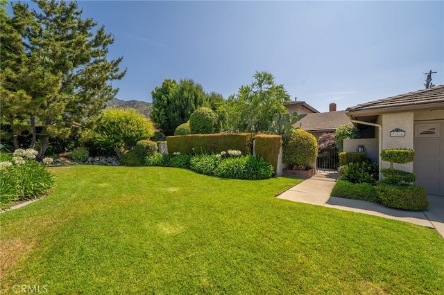 964 N Entrada Way, Glendora, CA 91741 - view of yard featuring a gate