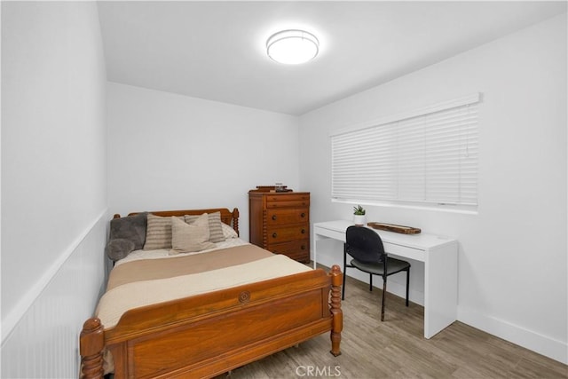 5314 E 4th St, Long Beach, CA 90814 - bedroom featuring light wood-style floors and baseboards