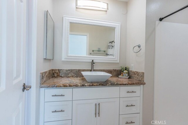 18213 Flynn Dr Unit 132, Canyon Country, CA 91387 - full bath with vanity and a shower