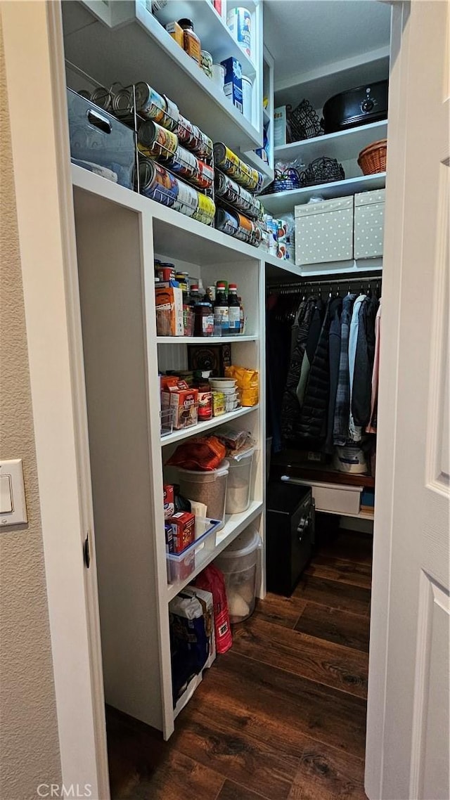 13817 Grant Way, Oak Hills, CA 92344 - view of pantry