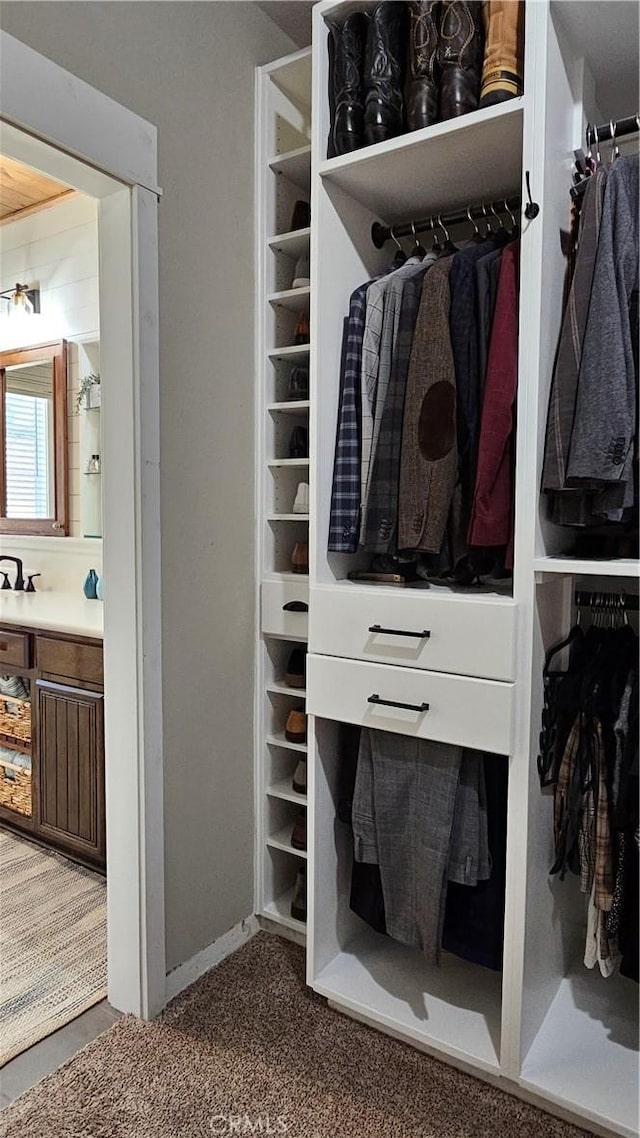 13817 Grant Way, Oak Hills, CA 92344 - view of closet
