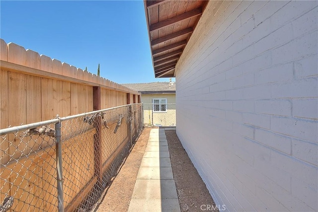 321 Aguirre Ln, Placentia, CA 92870 - view of side of property featuring fence