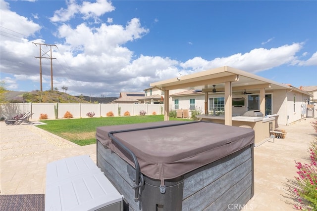 41215 Alegria Ln, Lake Elsinore, CA 92532 - view of patio featuring a hot tub and a ceiling fan