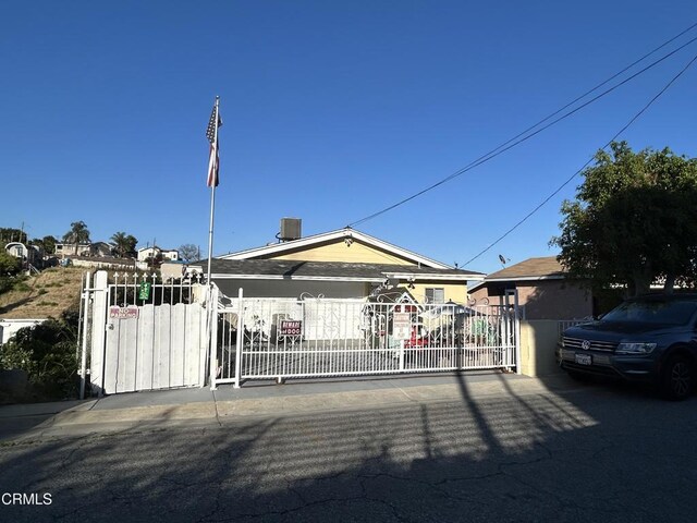 1080 N Eastman Ave, Los Angeles, CA 90063 - photo 2