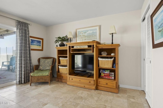 325 Ocean Dr, Oxnard, CA 93035 - living area with baseboards