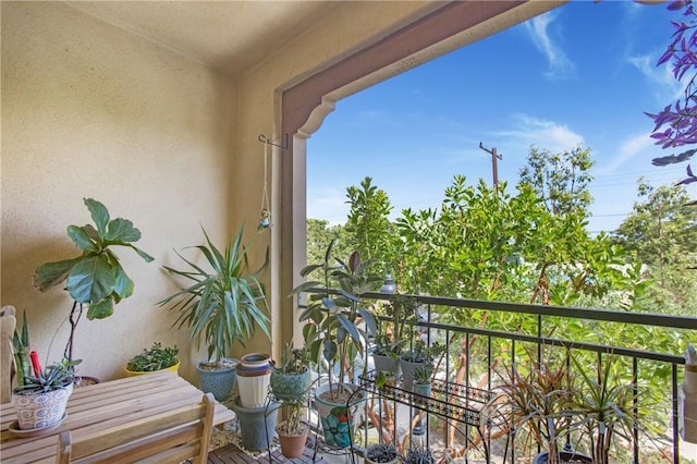 2651 W Lincoln Ave Unit 40, Anaheim, CA 92801 - view of balcony
