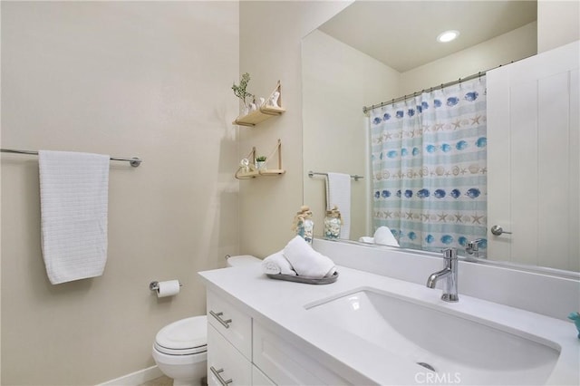 2651 W Lincoln Ave Unit 40, Anaheim, CA 92801 - bathroom with vanity and a shower with shower curtain
