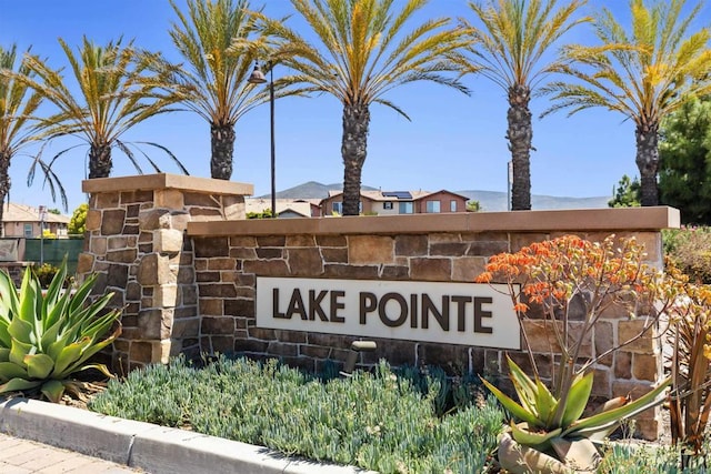 1514 Crown Ln Unit 1, Chula Vista, CA 91915 - view of community sign