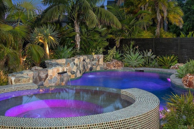 1240 Berryman Cyn, Encinitas, CA 92024 - view of swimming pool featuring a pool with connected hot tub and fence