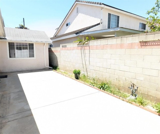 view of patio featuring a fenced backyard